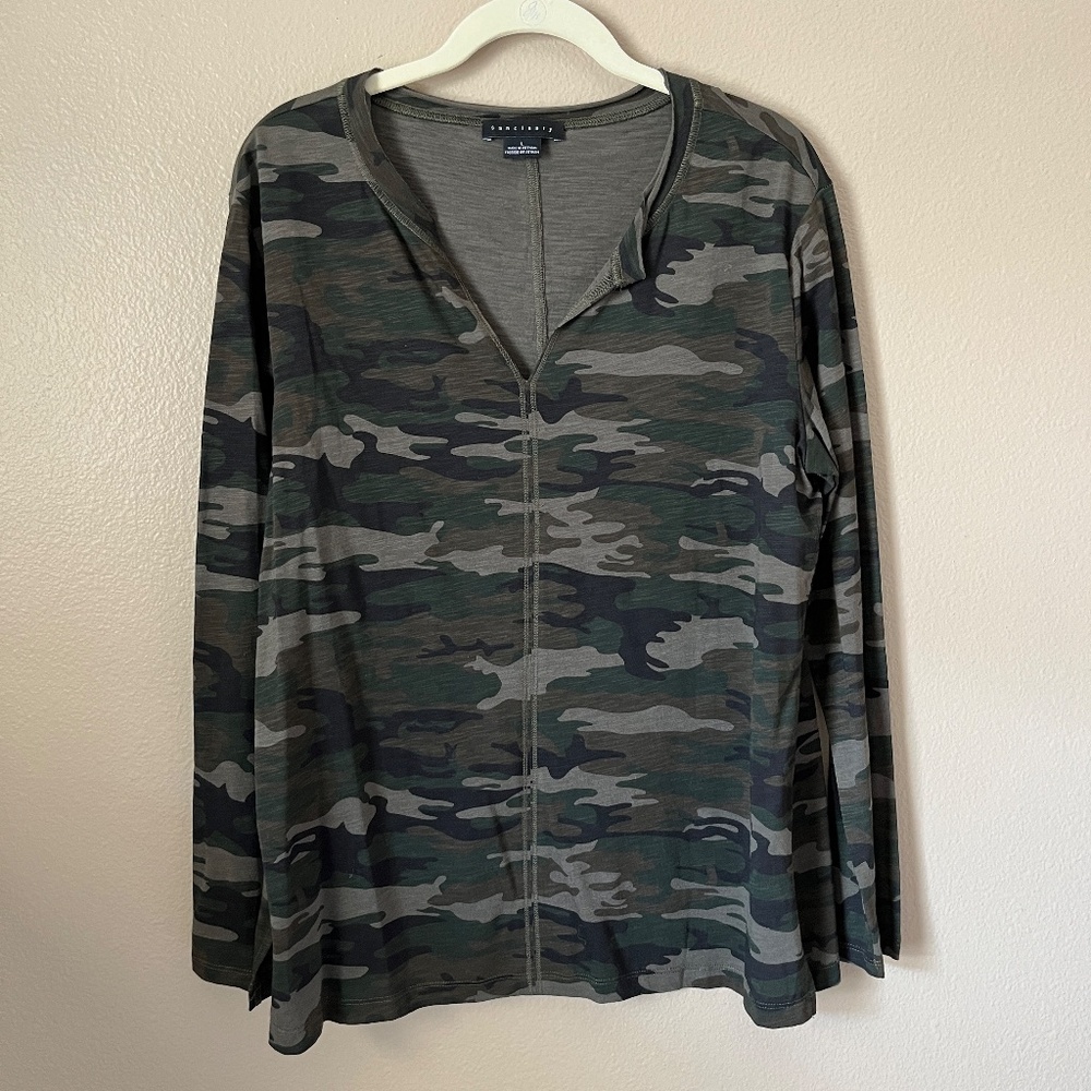 Sanctuary Green Brown Black Camo Long Sleeve Open Neck Shirt